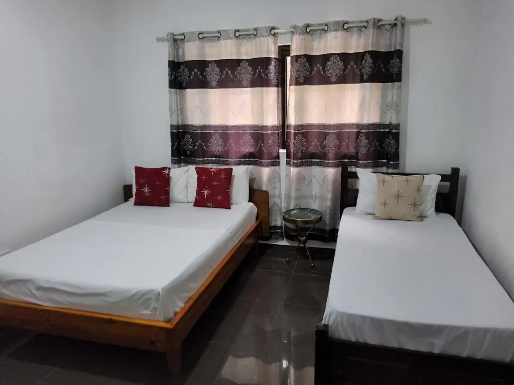 Frangipani Apartment Pointe La Rue